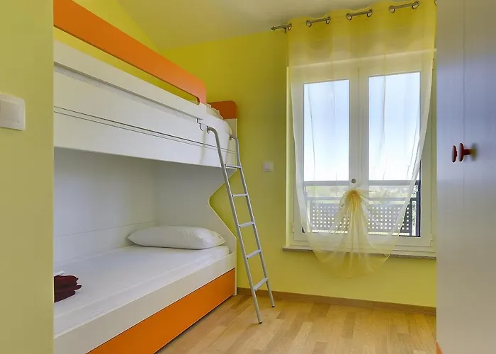 펜션 Strandnahe Mit Privatem Pool, Wlan, Terrasse, Grill *