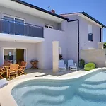 Strandnahe Mit Privatem Pool, Wlan, Terrasse, Grill Σπίτι διακοπών